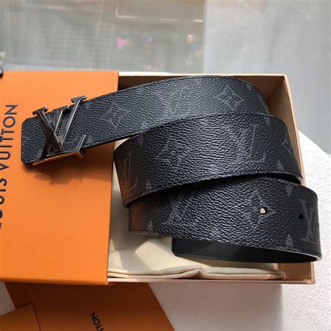 louis vuitton initiales 30mm reversible belt|Louis Vuitton m9043.